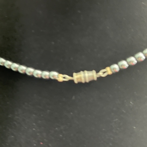 Hematite Choker Necklace - Picture 3 of 4